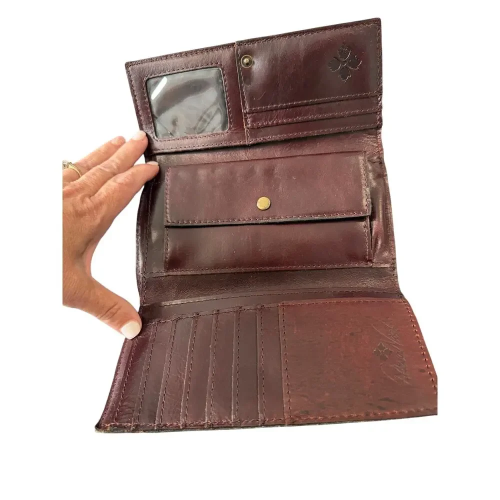Patricia Nash Terresa Wallet Winter Bloom Leather Trifold RFID Blocking